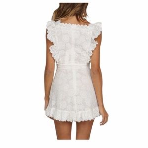 White lace dress. New with out tag